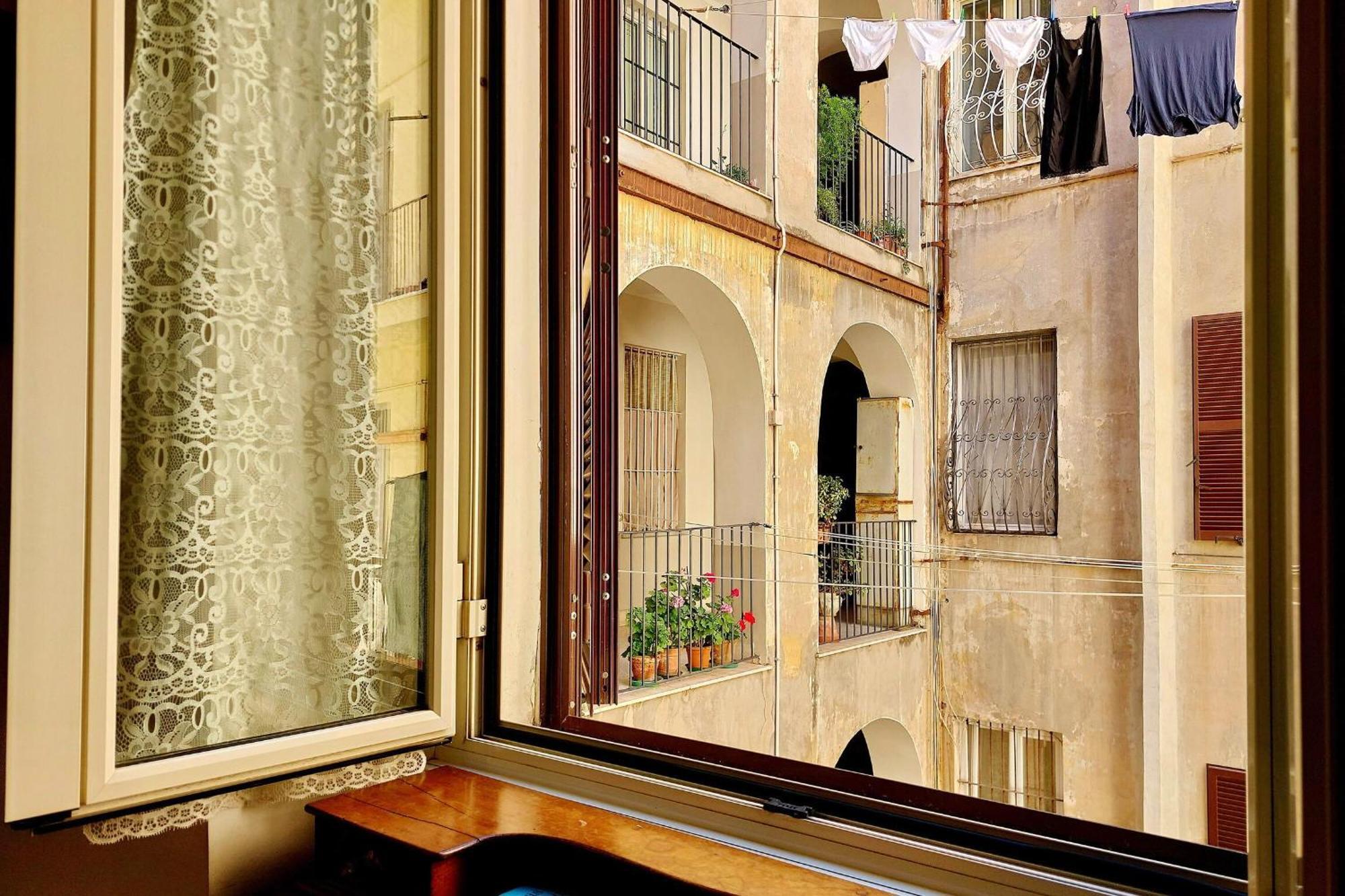 1 Bd With Balcony San Giovanni By Halldis Róma Kültér fotó